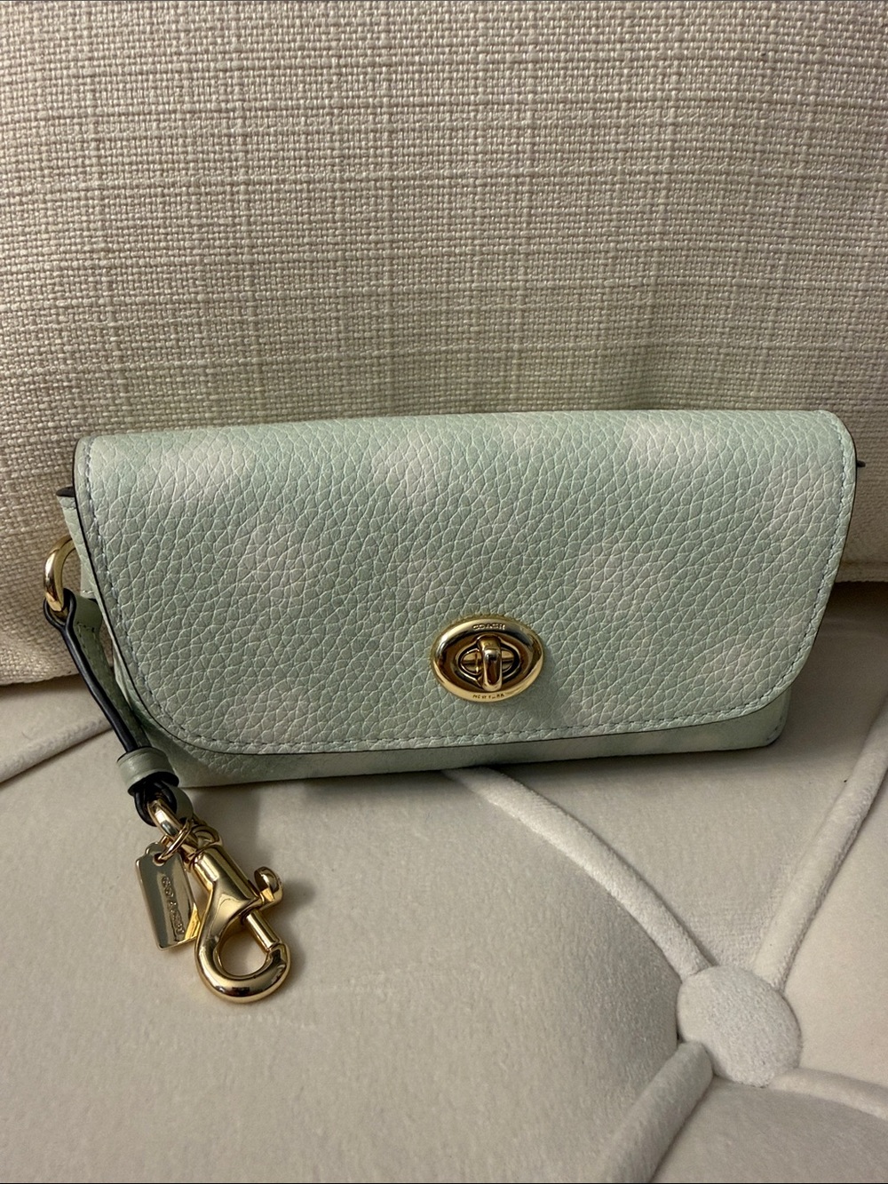 COACH Sunglass Case
With Floral Print